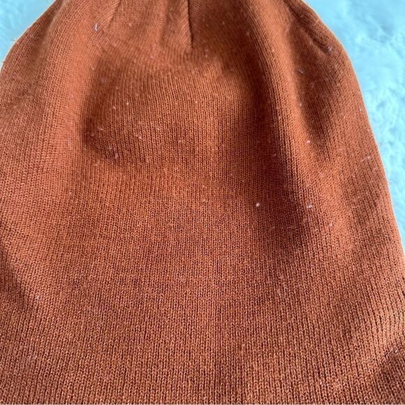 H&M district supplies burnt orange beanie - Picture 7 of 7